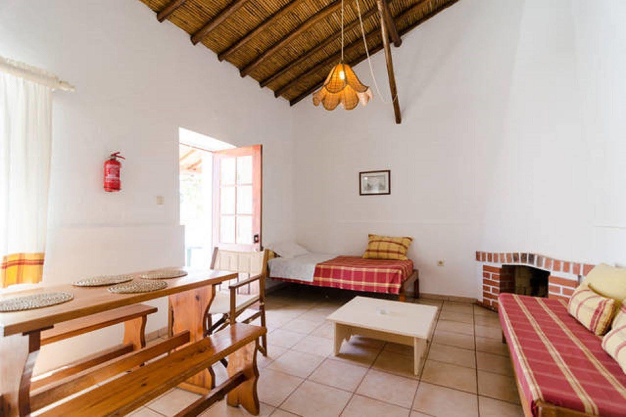 Maison d'hôtes Quinta Do Lagar - By Portugalferias à Albufeira Extérieur photo